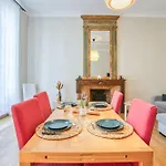 Superbe 95m2 Proche Arenes- Parking Offert Appartement