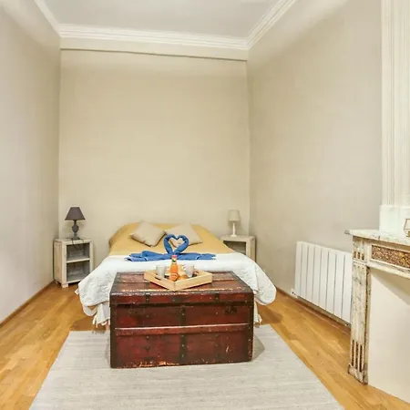Apartment Superbe 95m2 Proche Arenes- Parking Offert *