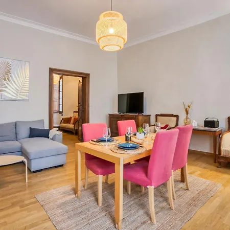 Superbe 95m2 Proche Arenes- Parking Offert Appartement