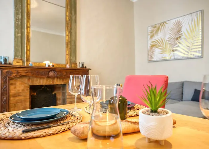 Apartment Superbe 95m2 Proche Arenes- Parking Offert *