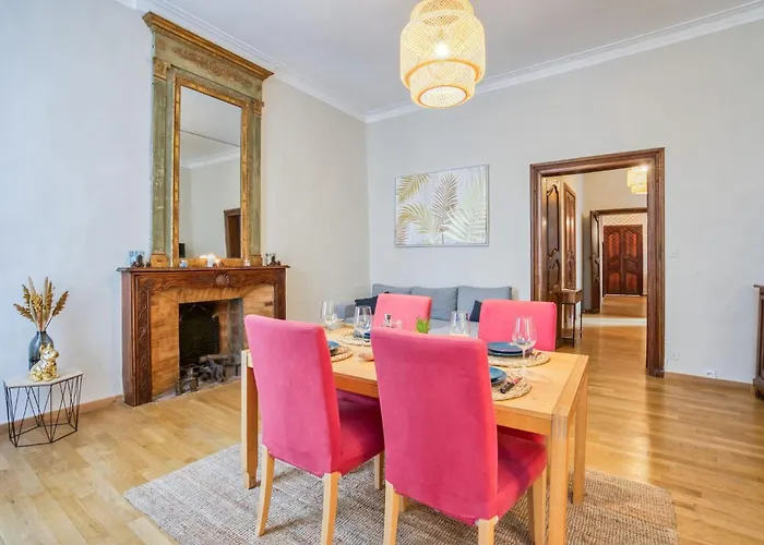 Superbe 95m2 Proche Arenes- Parking Offert